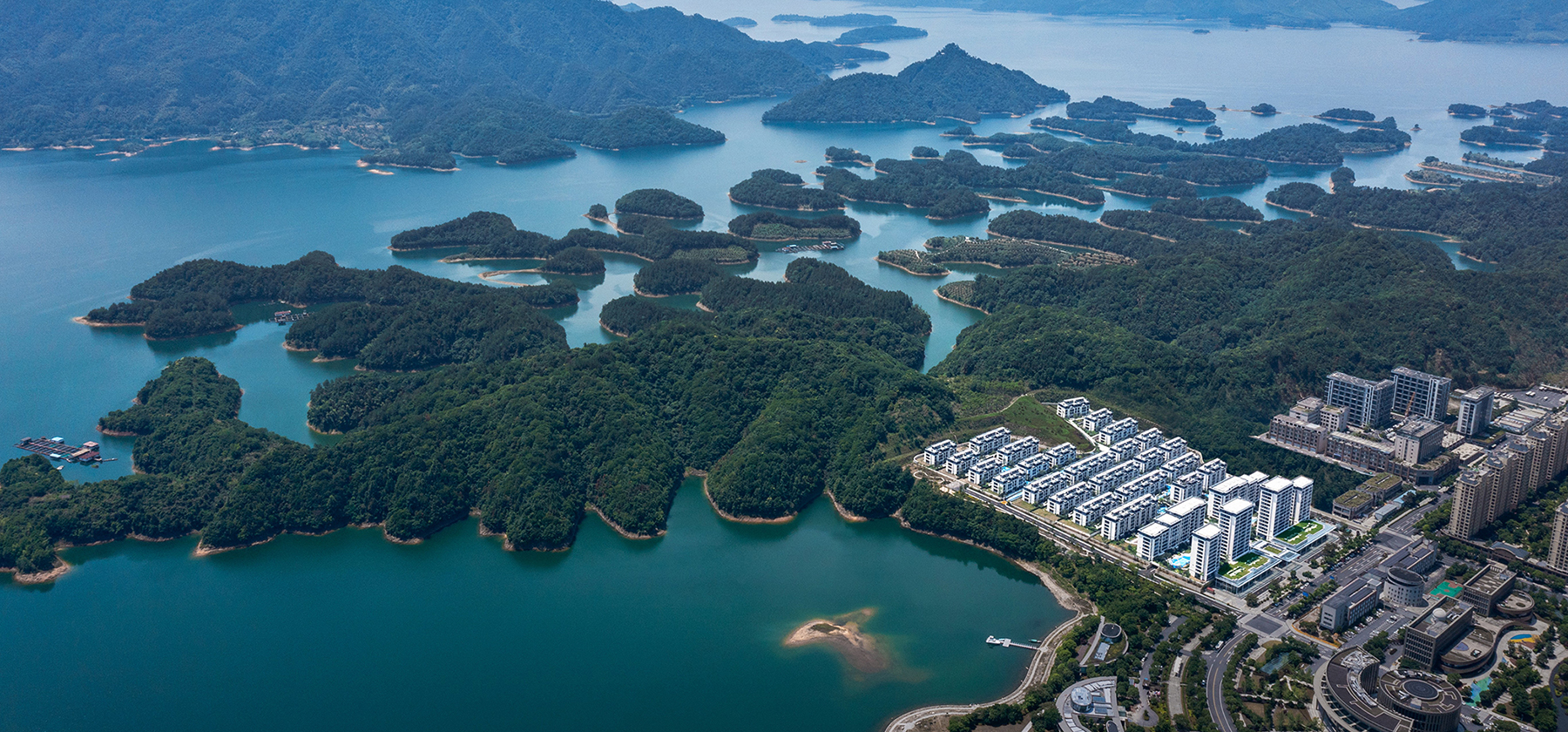 绿城·千岛湖柳岸晓风